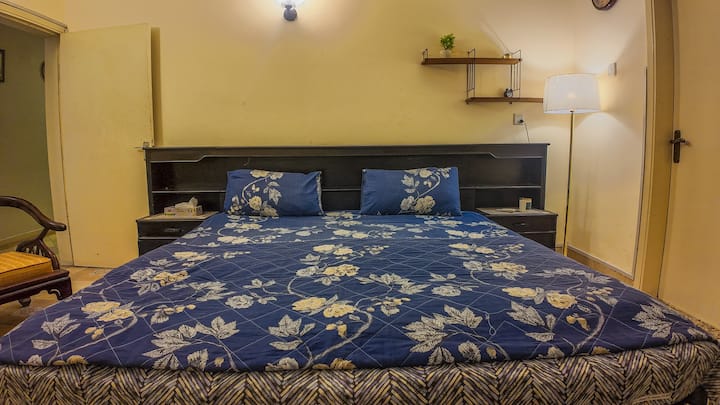 c8748684-2529-433e-8164-925c4700560b