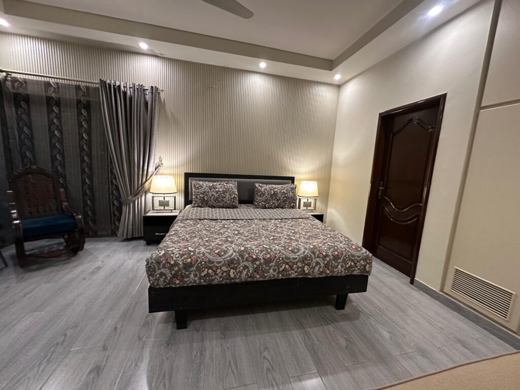 595ebe72-9c7c-440b-bf26-df5ea24bf147