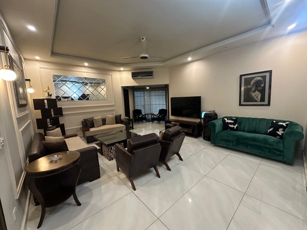 6b75161e-120e-4203-8855-629b15a25c74