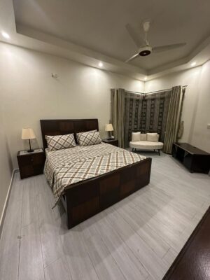 The Monochrome Suite: DHA, Y block