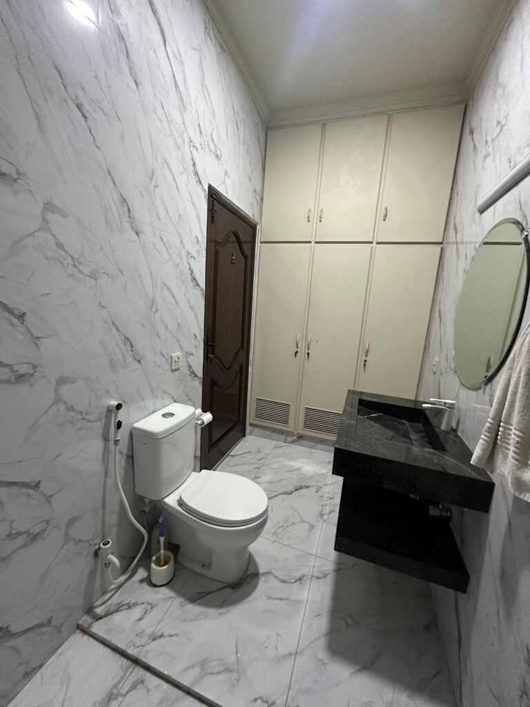 d506f7dc-1023-4789-9f92-8418a9a0afea